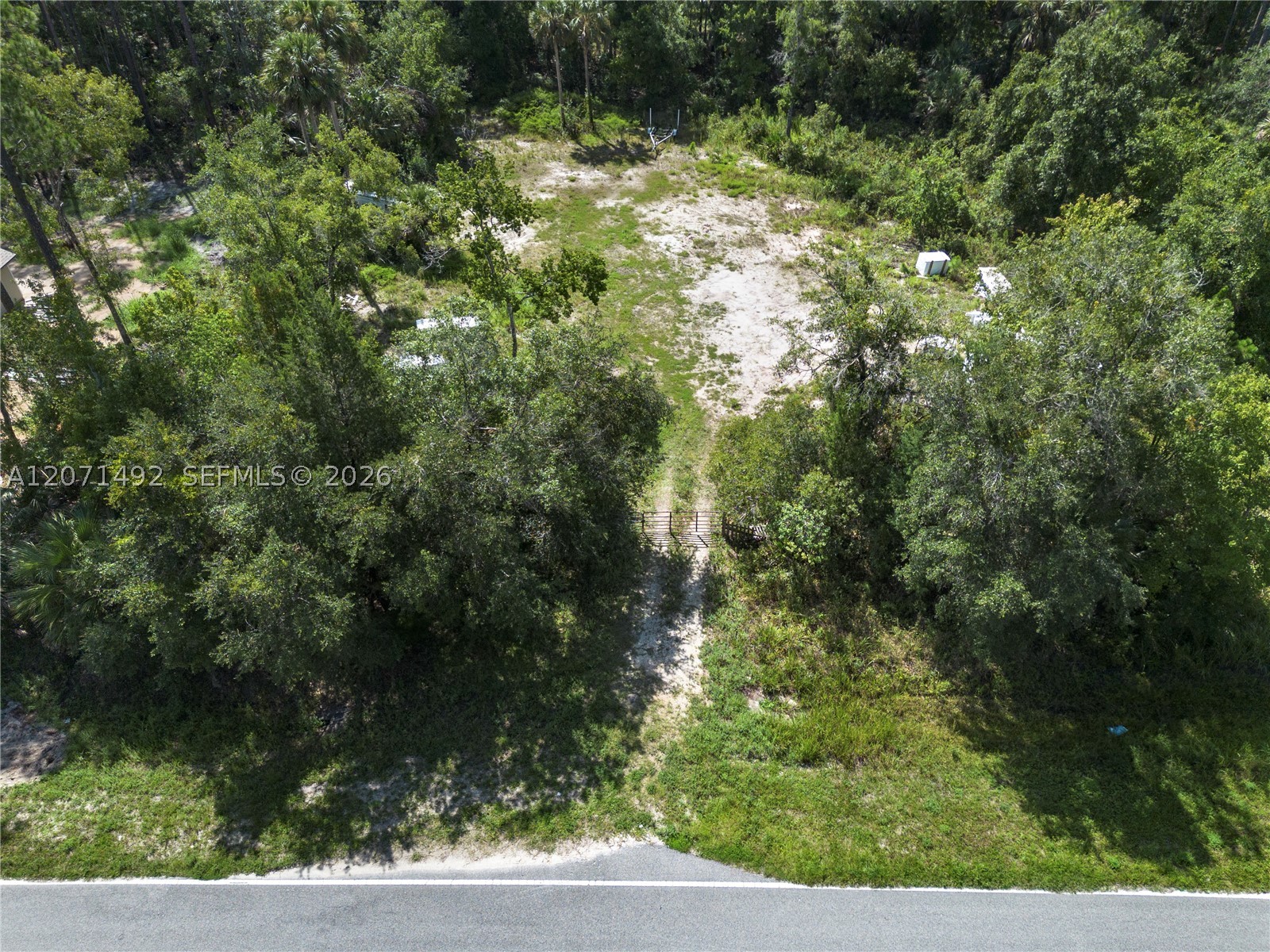 main property photo 10