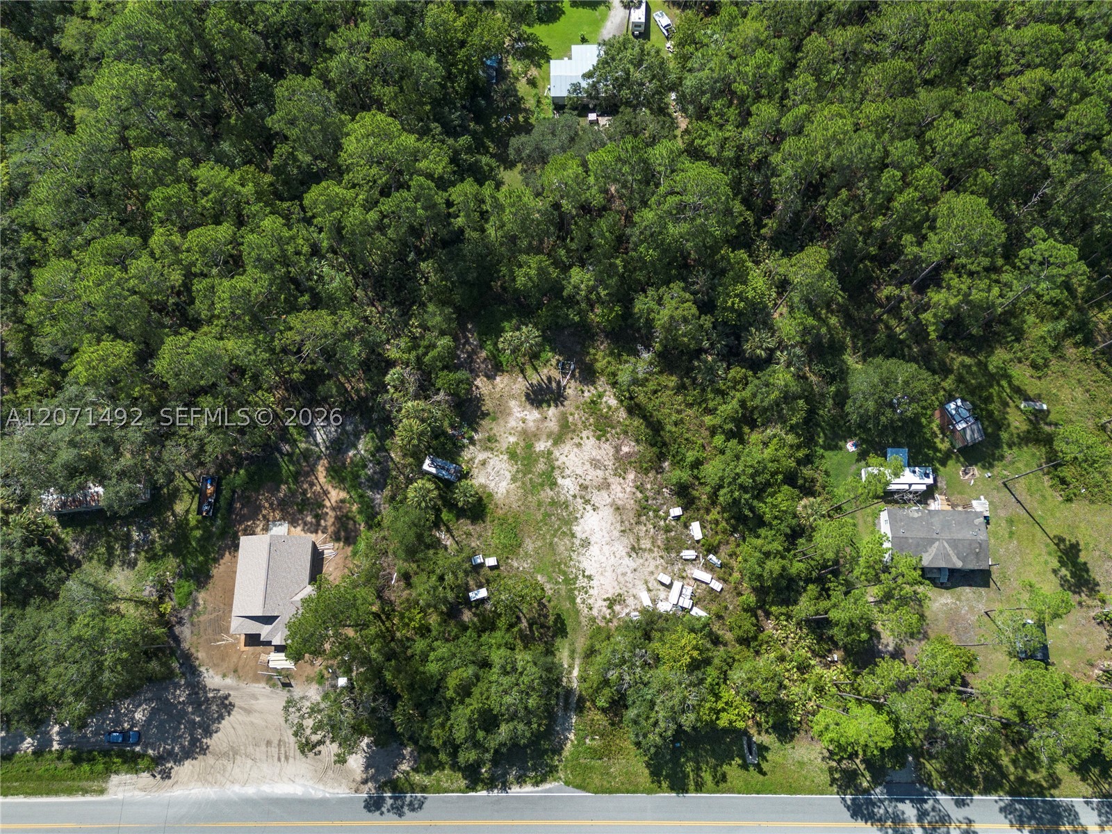 main property photo 14
