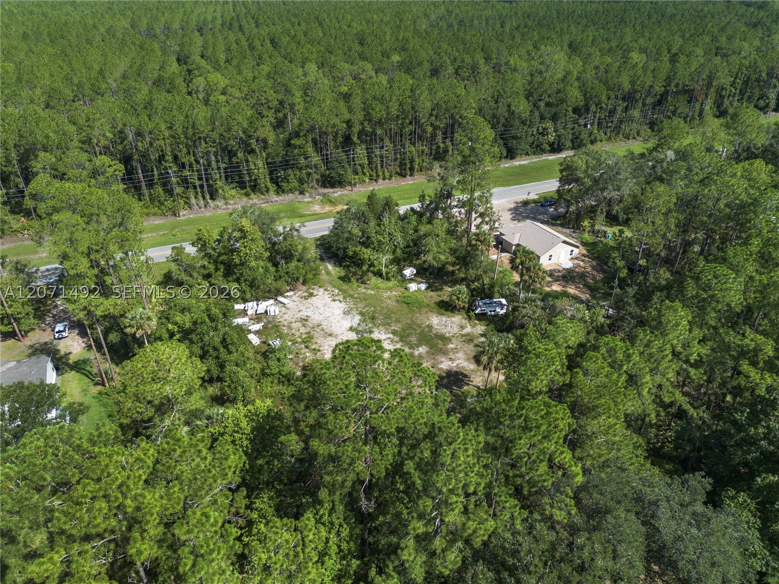 main property photo 16