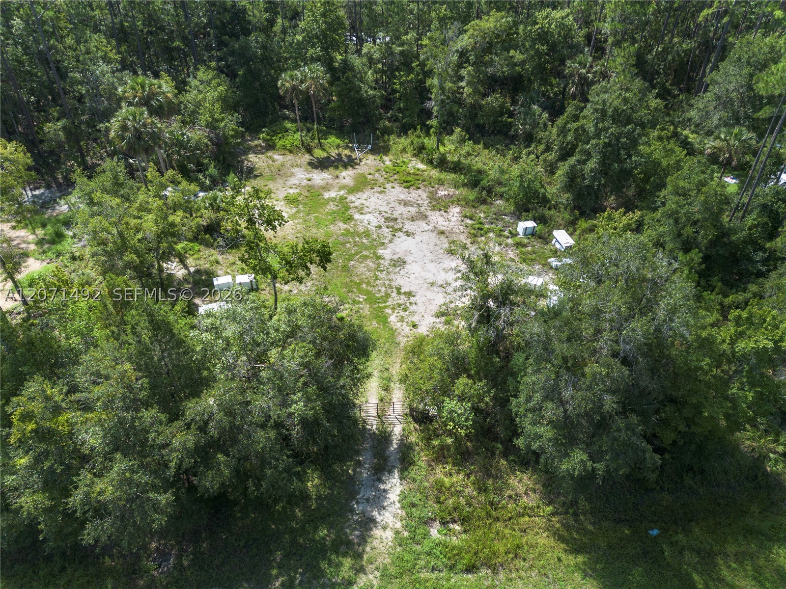 main property photo 21