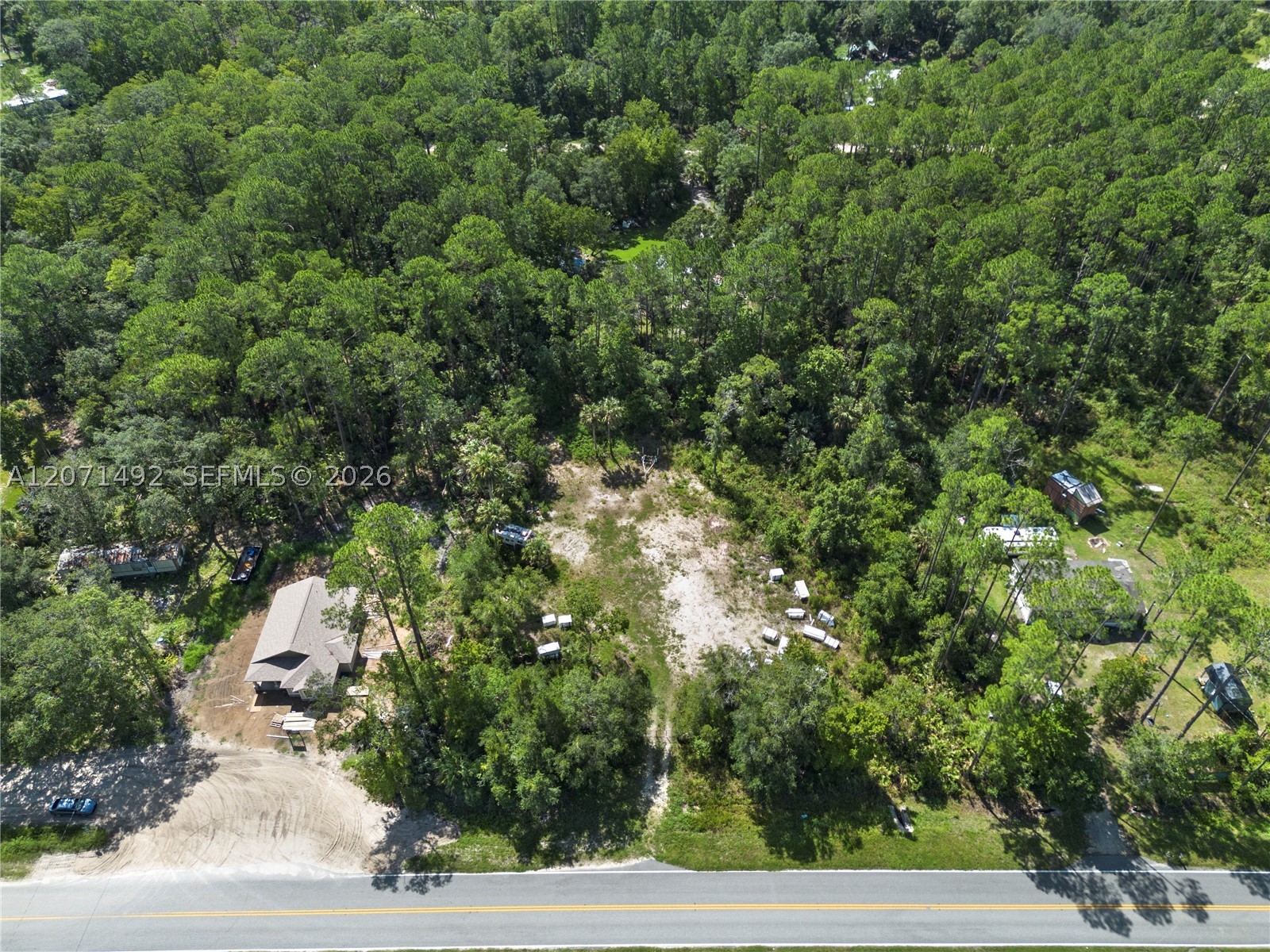 main property photo 3