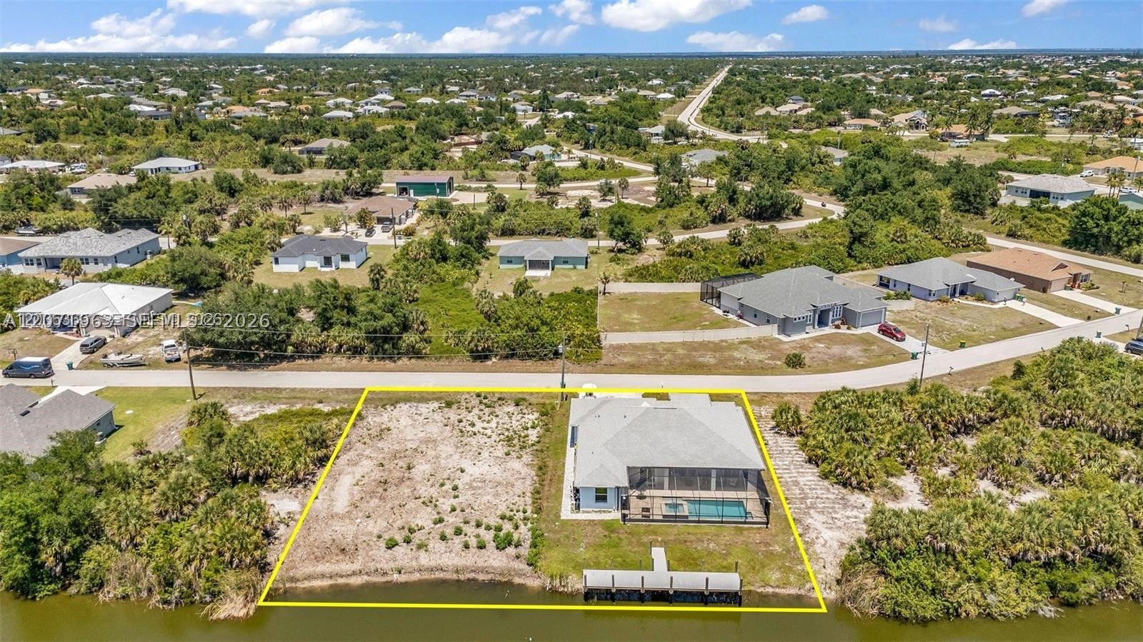 main property photo 22