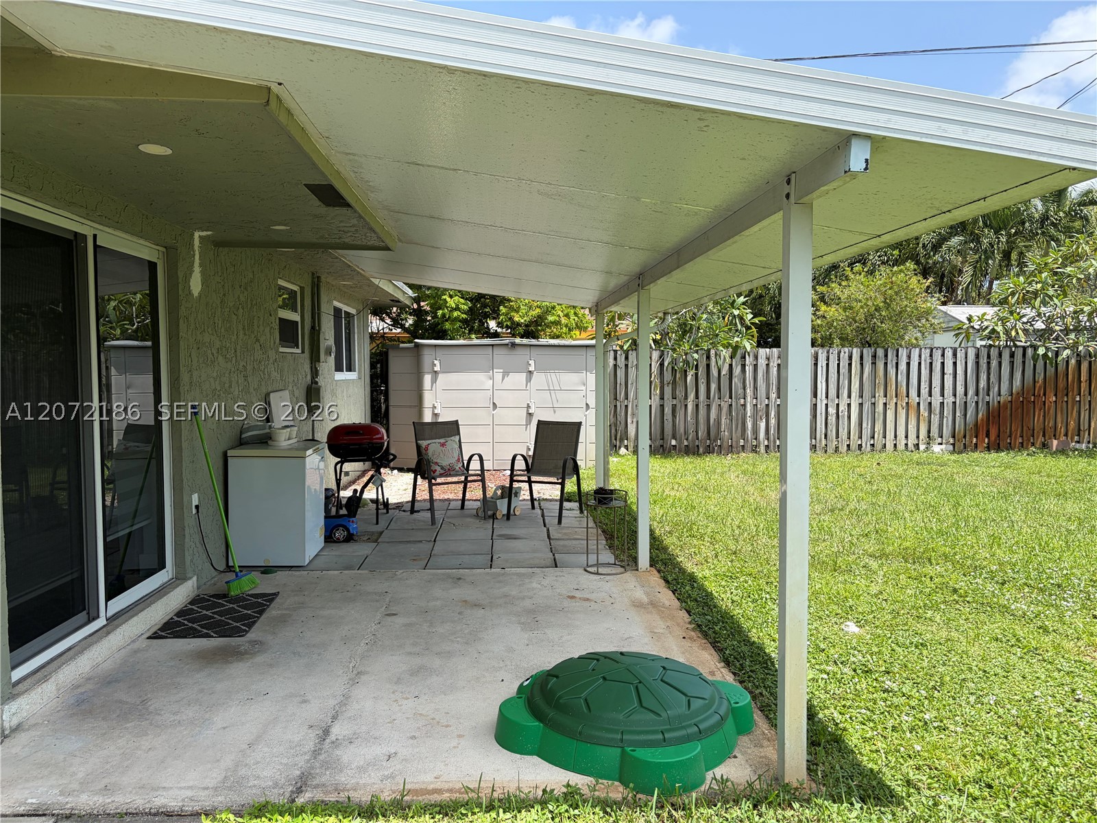main property photo 14