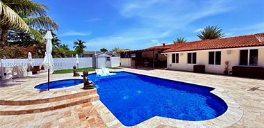 image of property with 4 Bed | 3 Bath | 1,467 Sqft