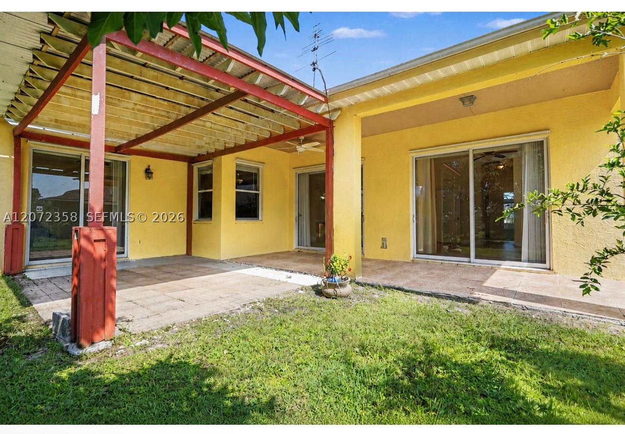 main property photo 5