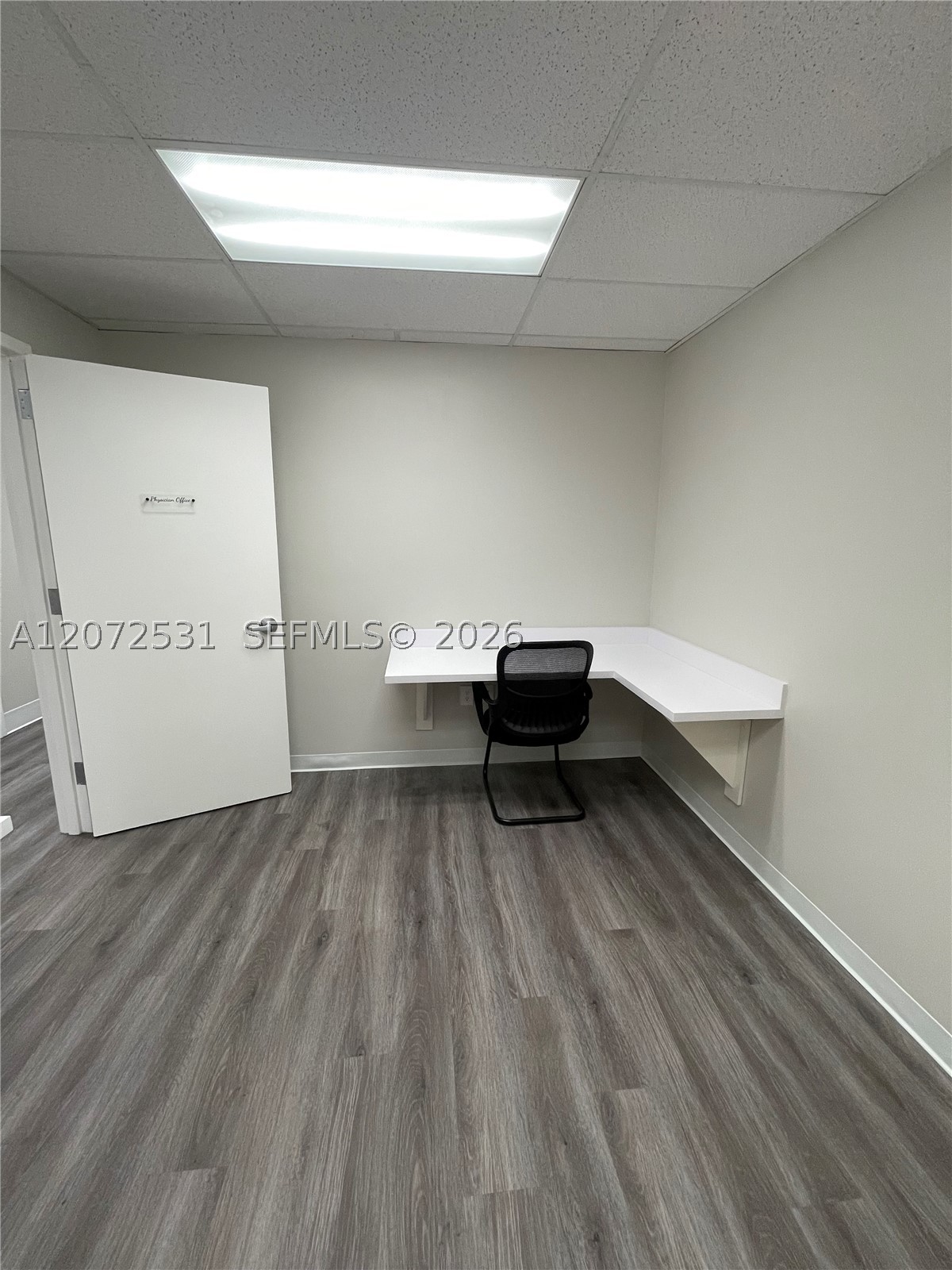 main property photo 12