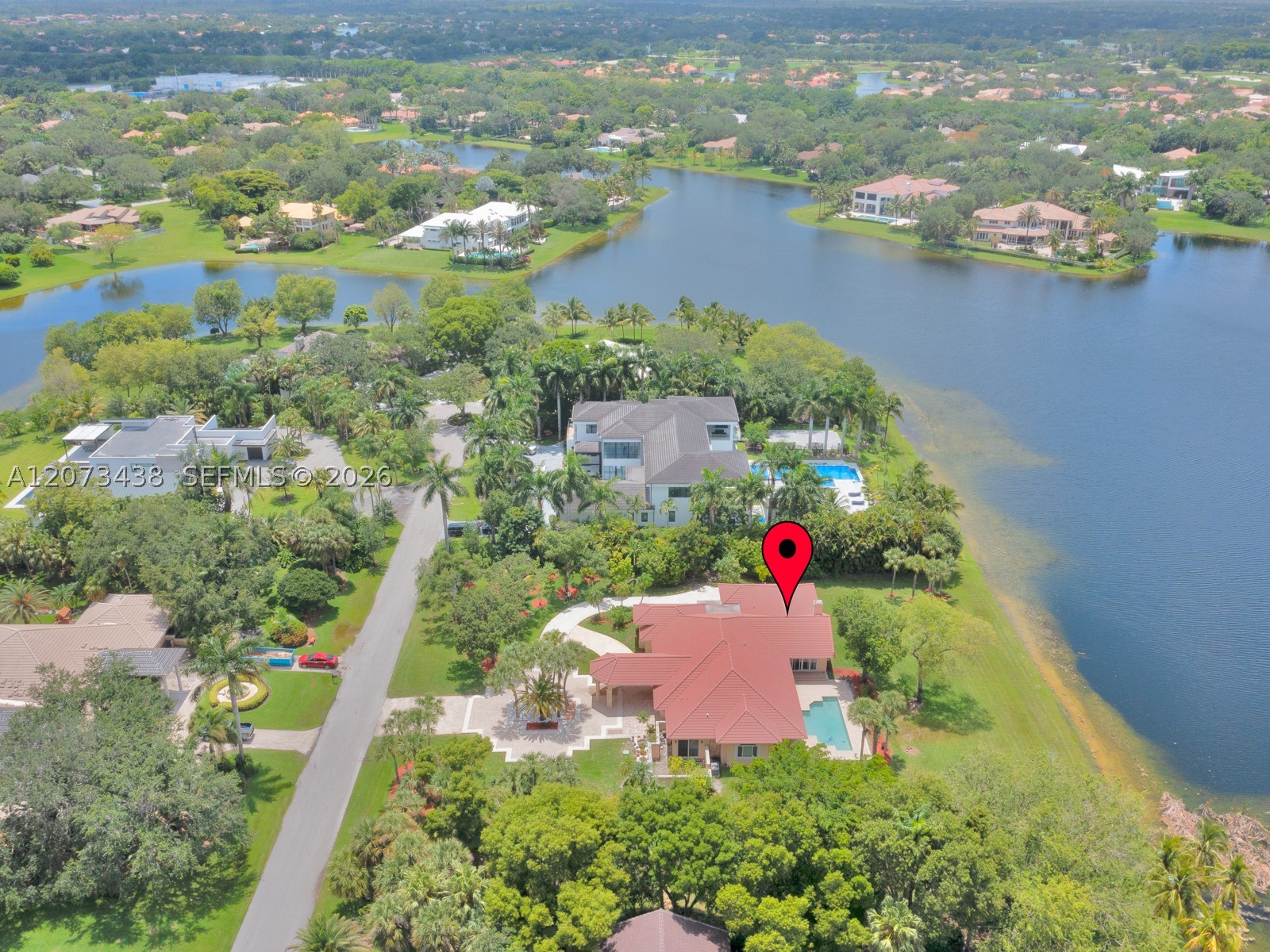 main property photo 11