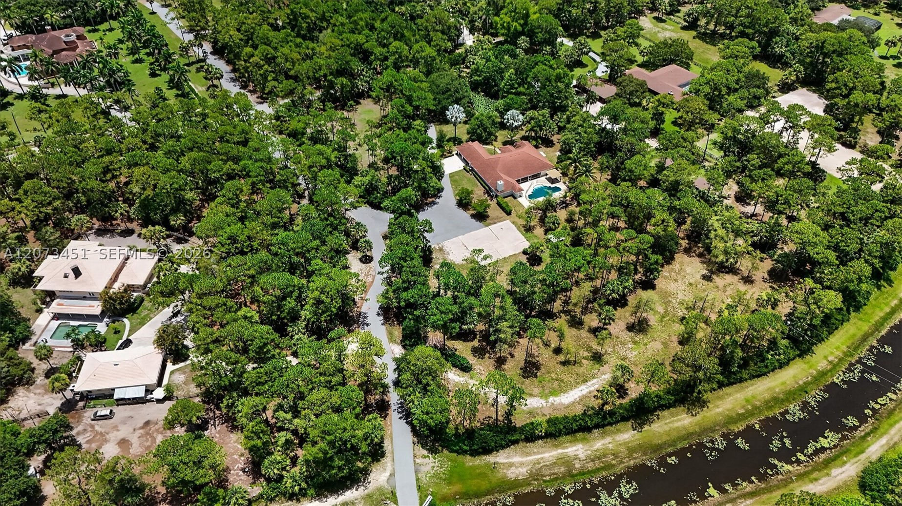 main property photo 74