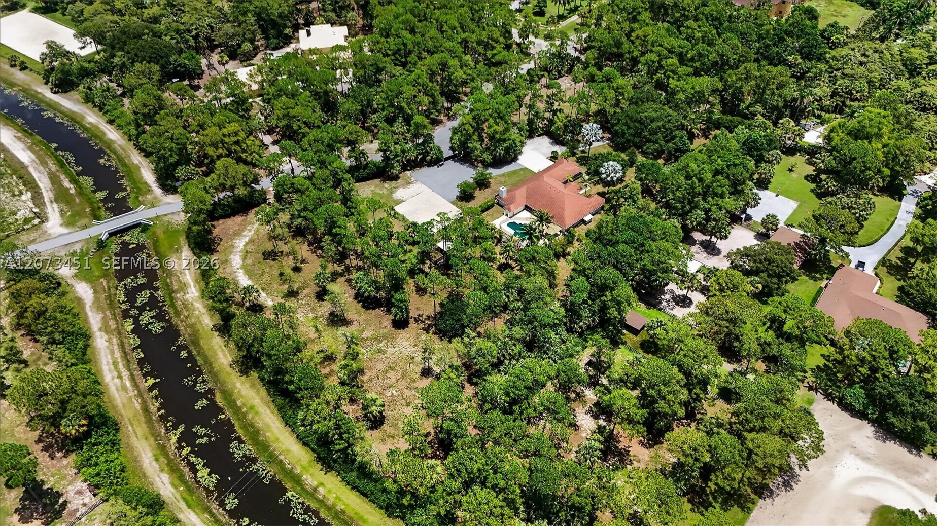 main property photo 77