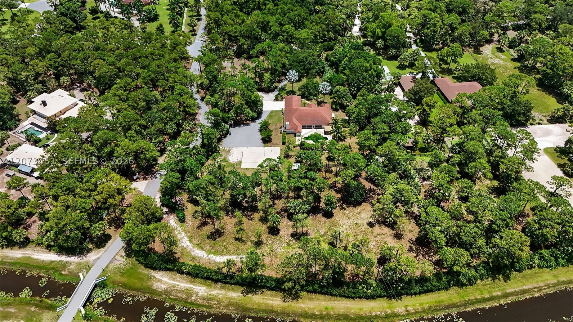 main property photo 79