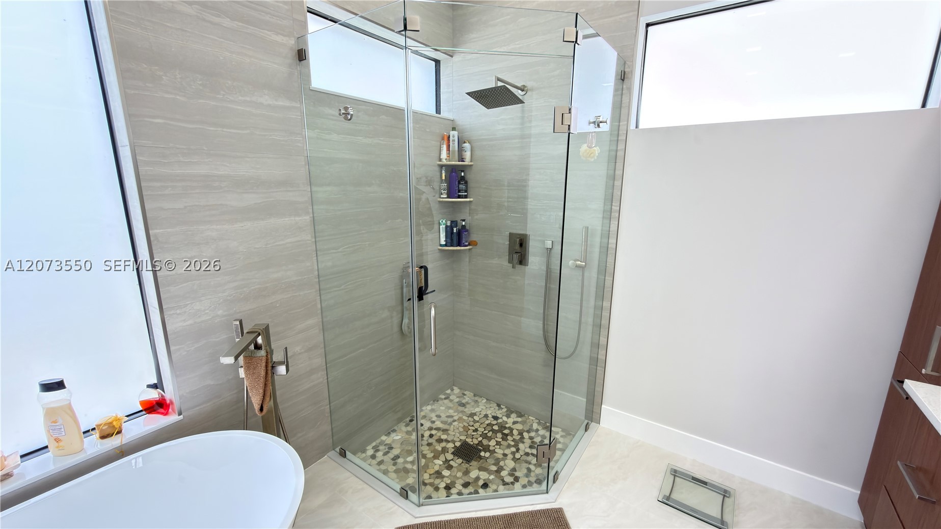 main property photo 71