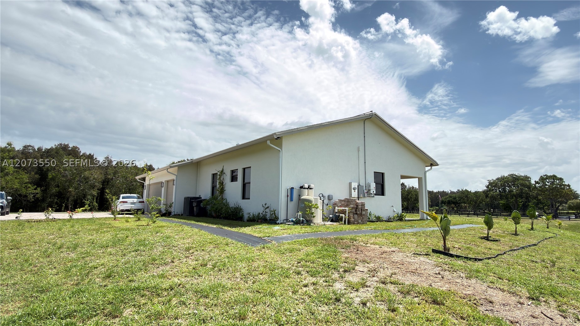 main property photo 88