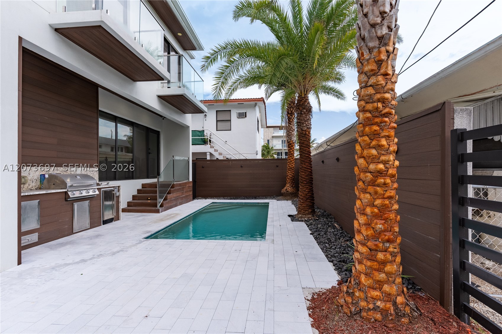 main property photo 67