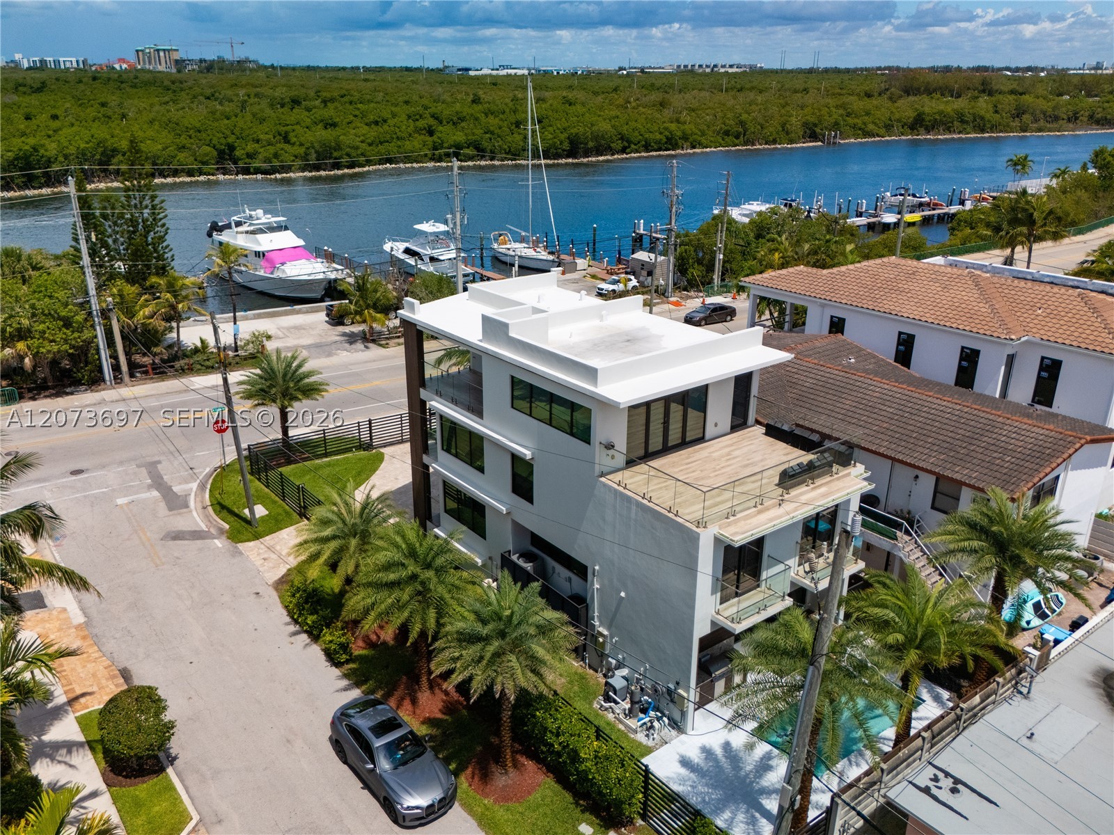 main property photo 76