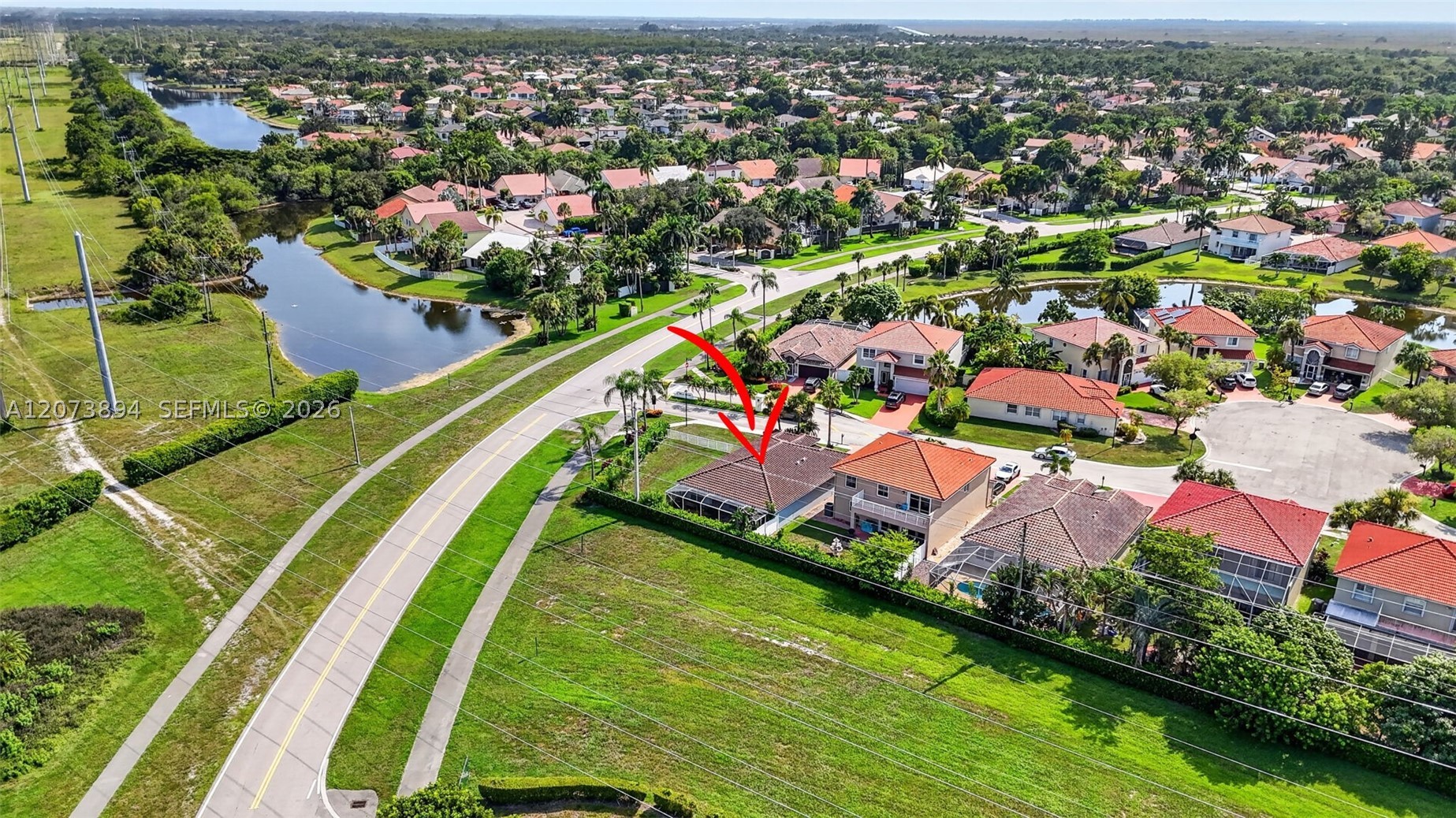 main property photo 36