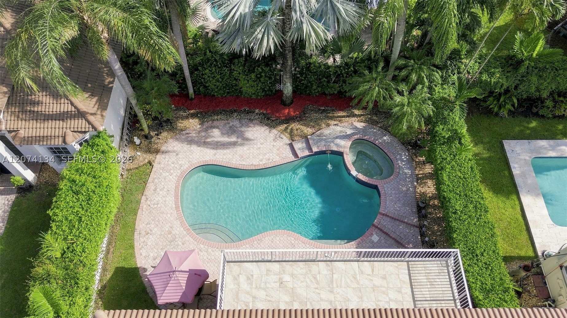 main property photo 41