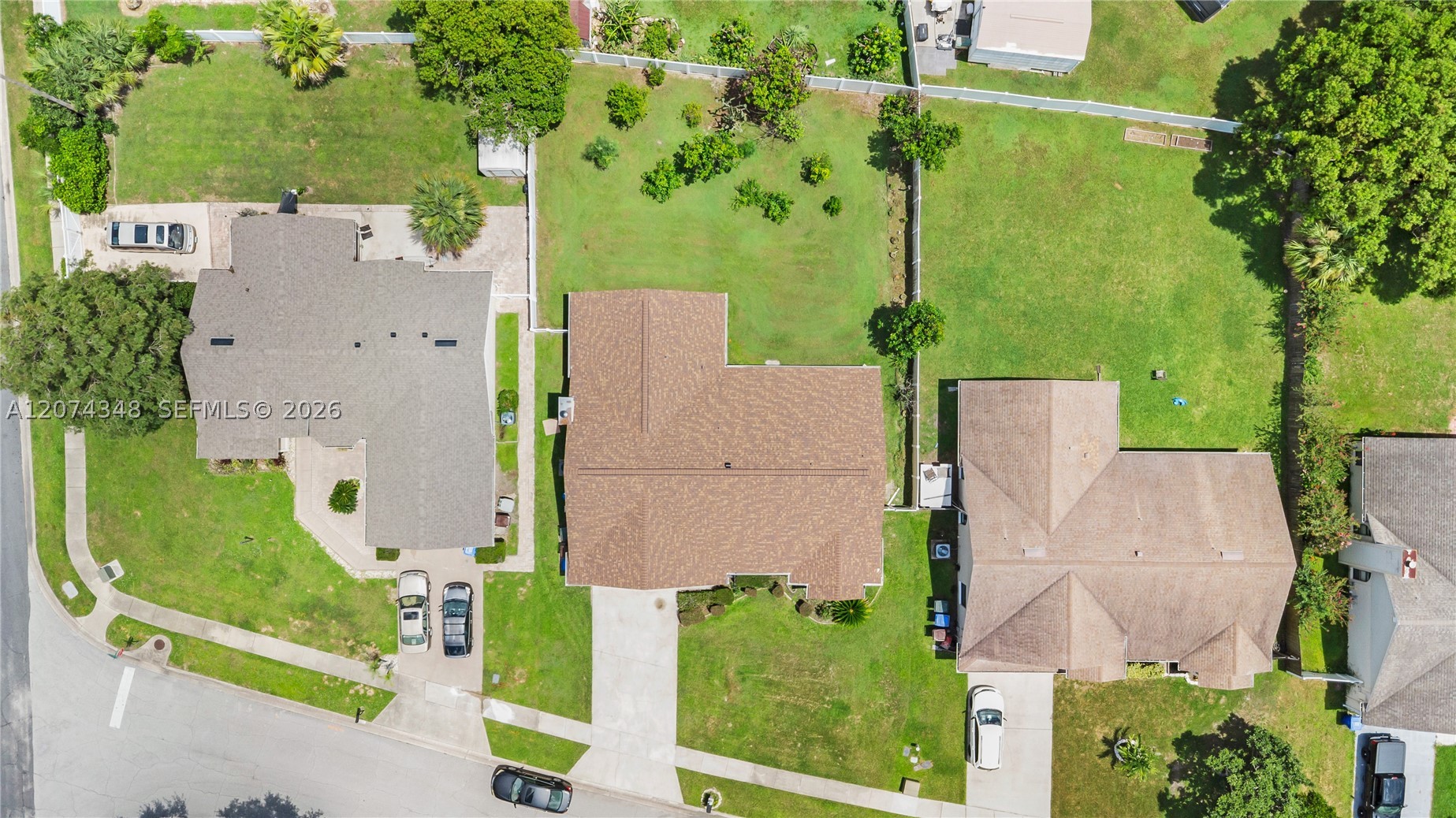 main property photo 25
