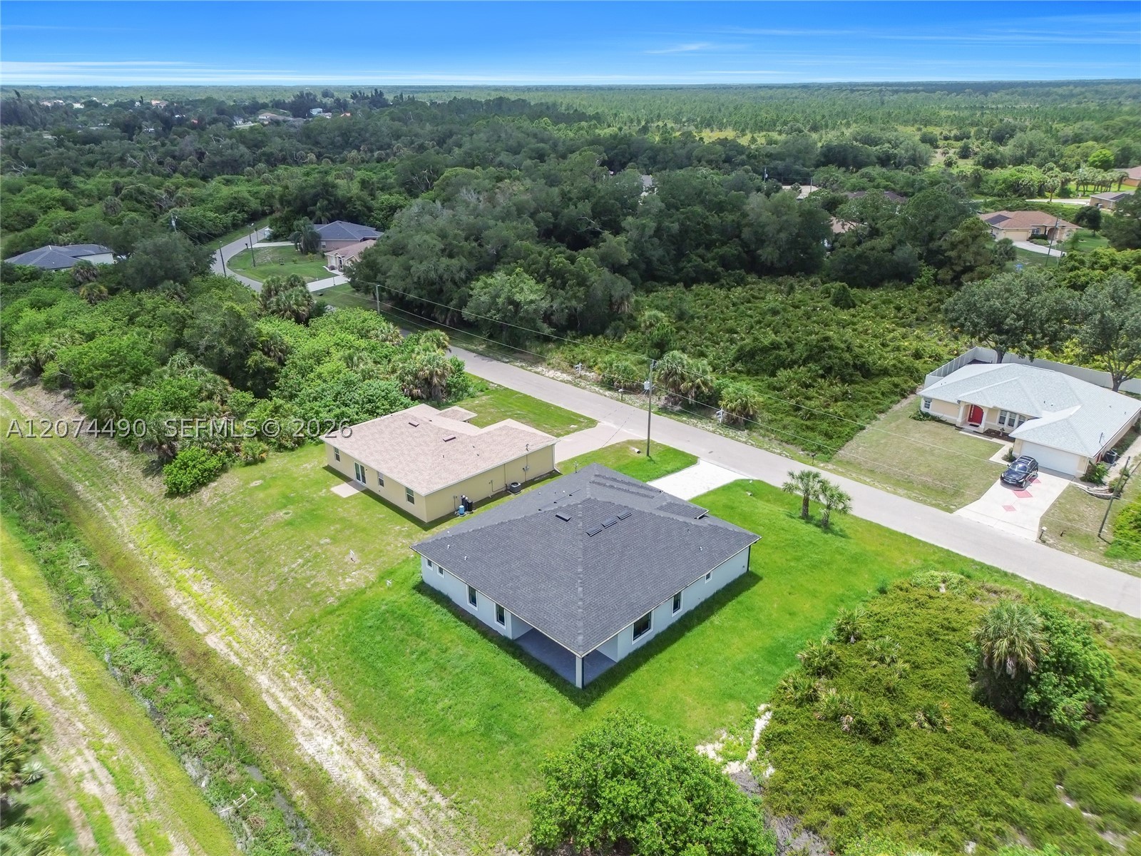 main property photo 48