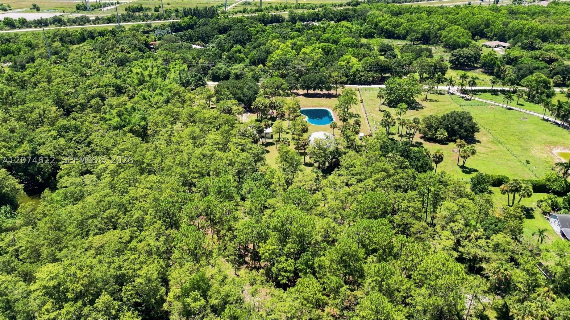 main property photo 14