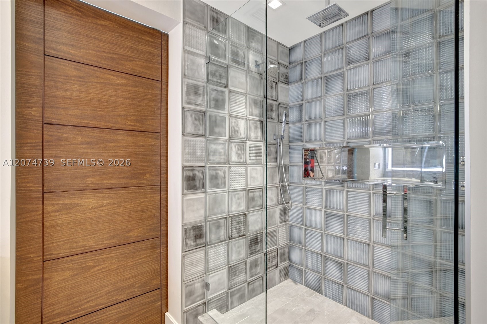 main property photo 61