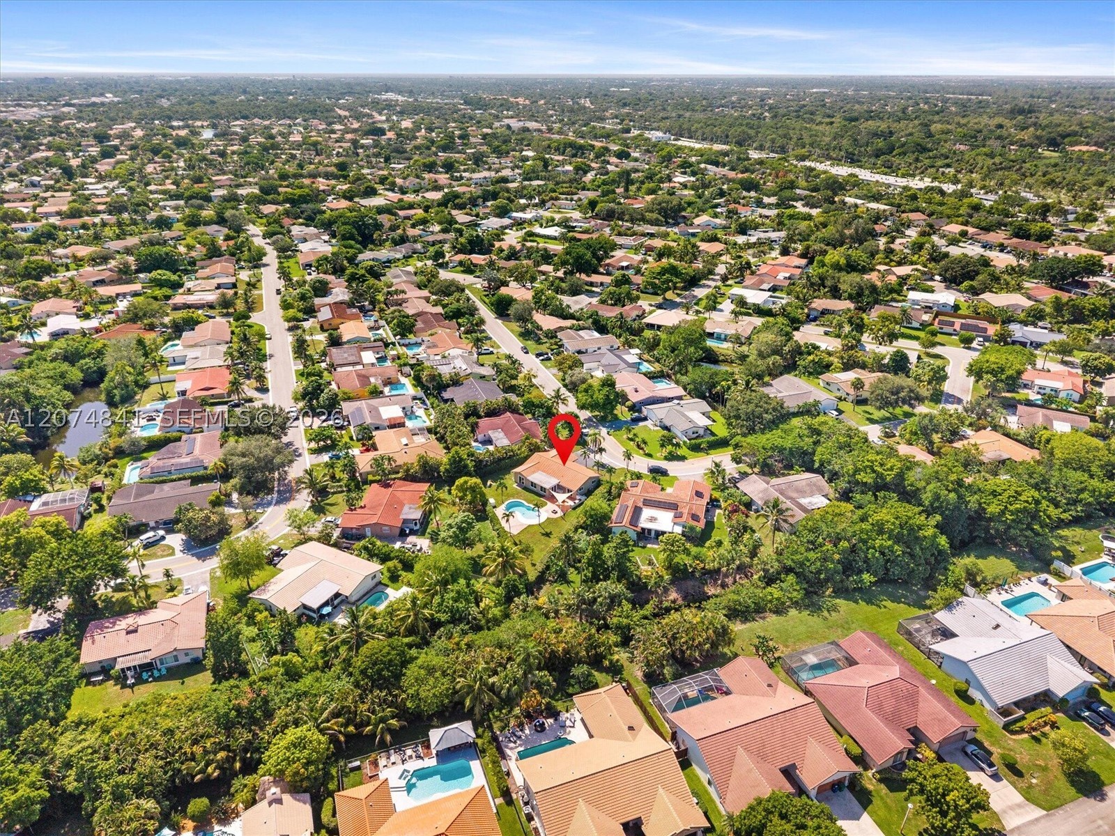 main property photo 50