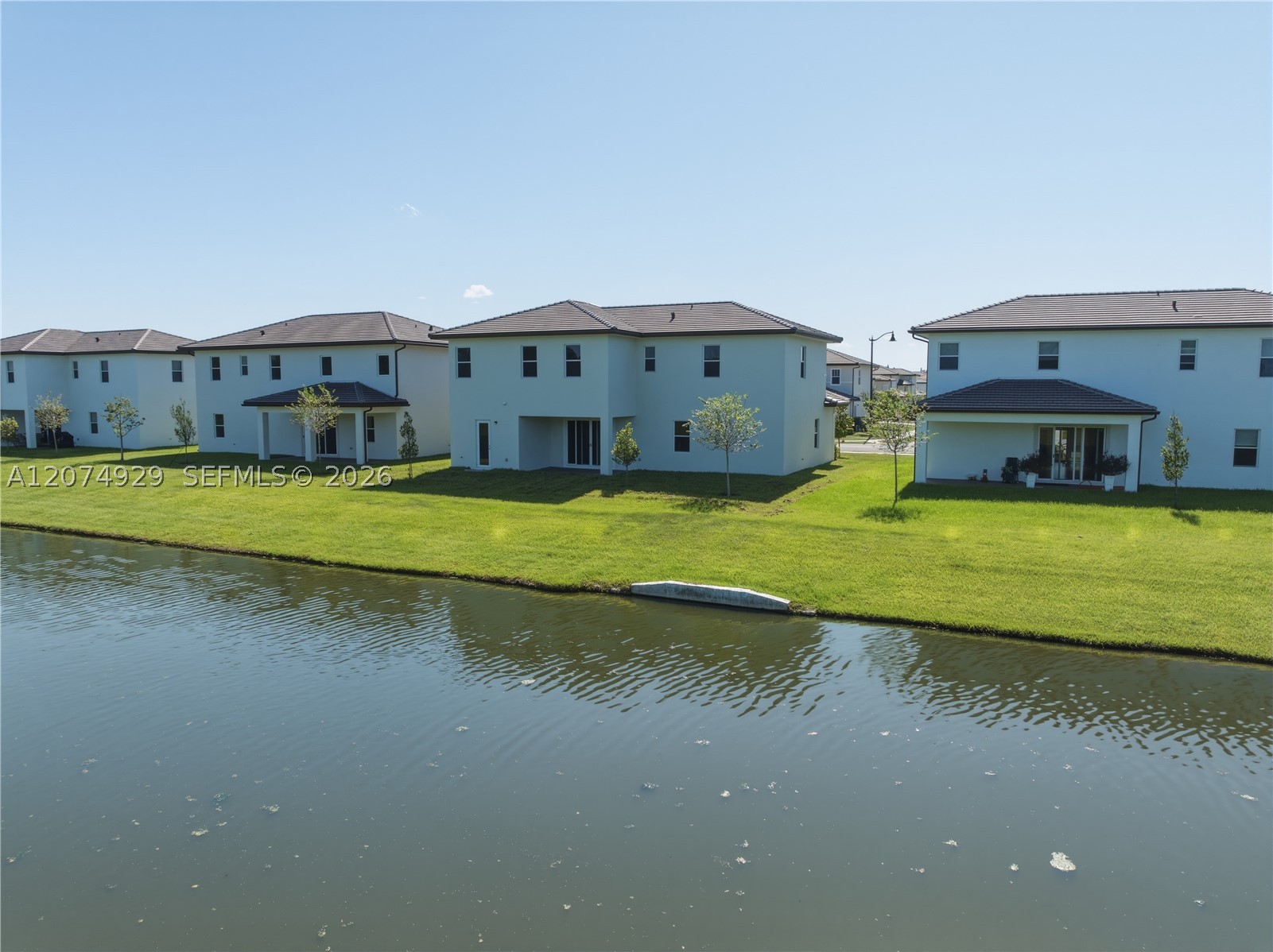 main property photo 41