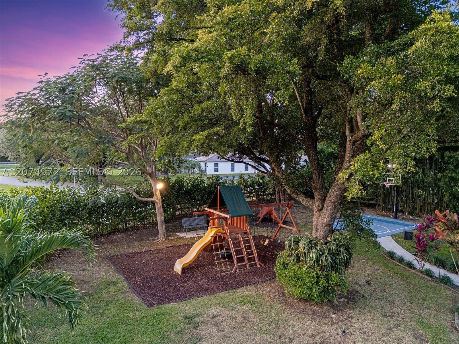 main property photo 94