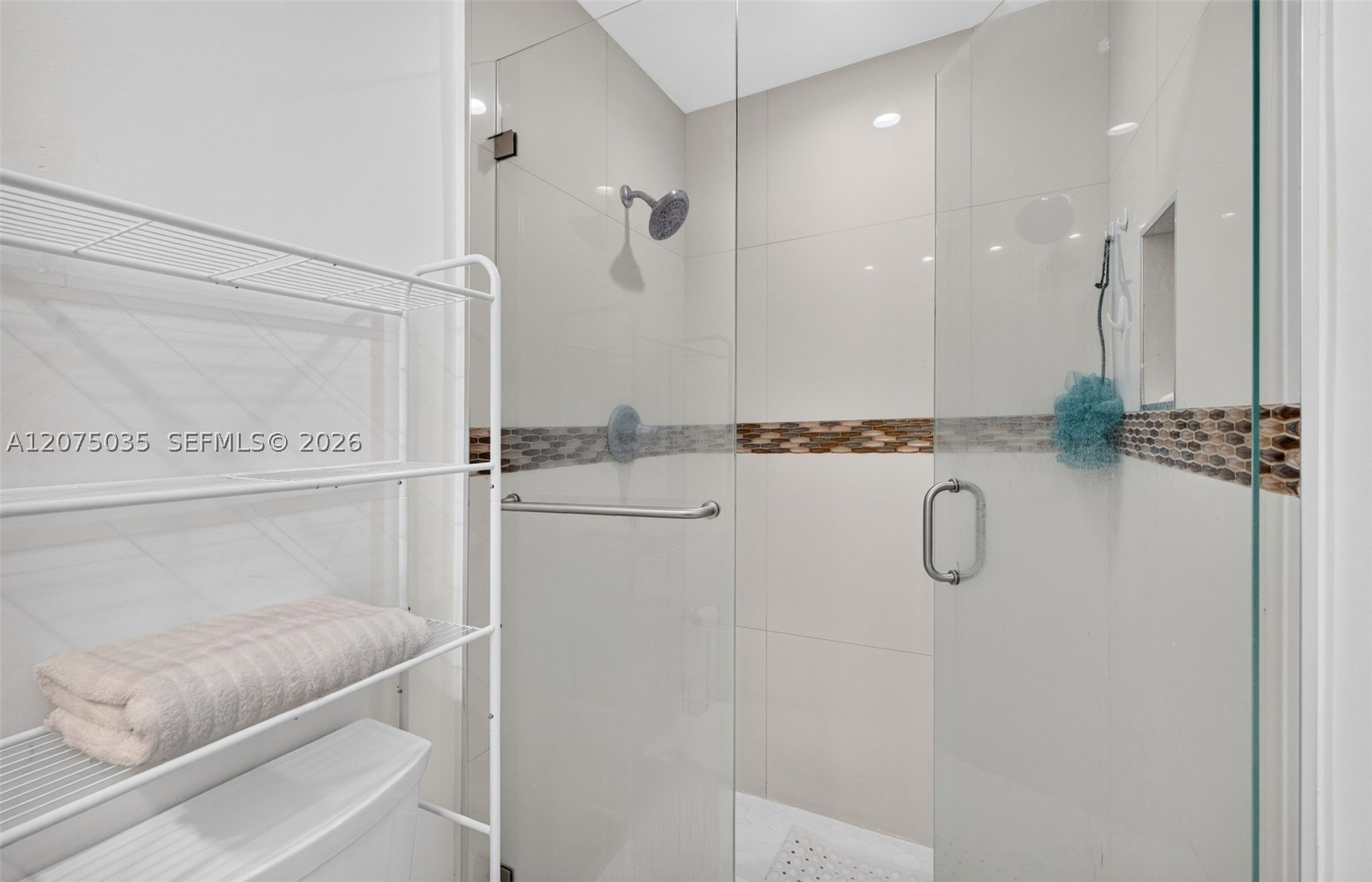 main property photo 64