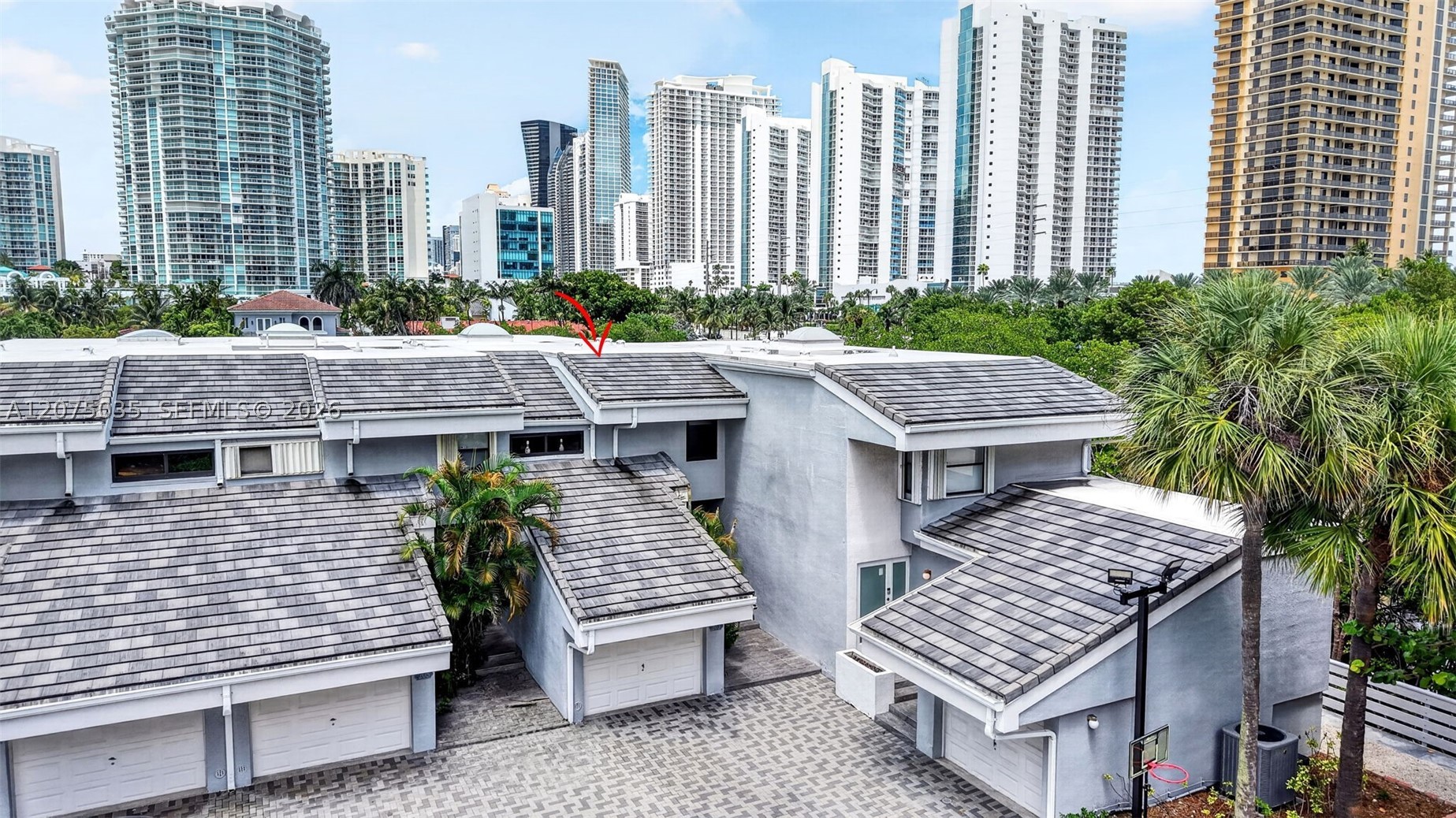 main property photo 76