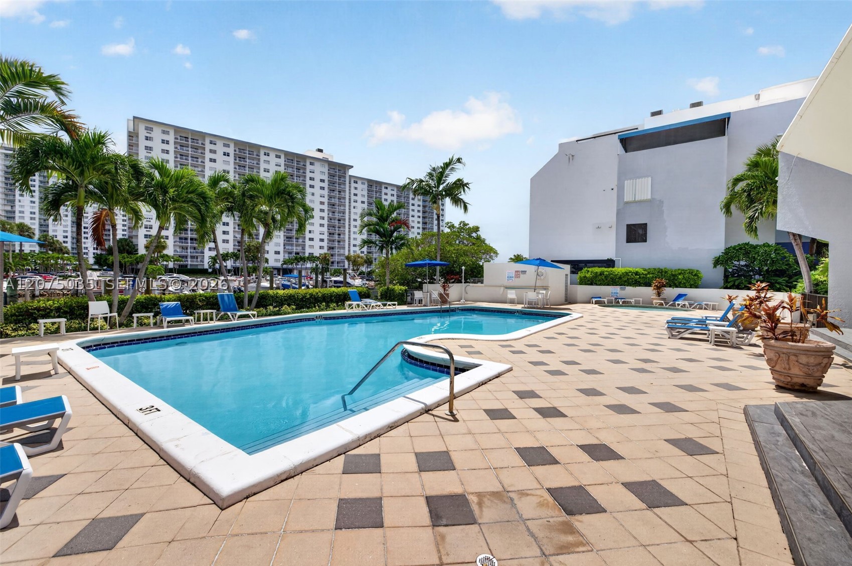 main property photo 88