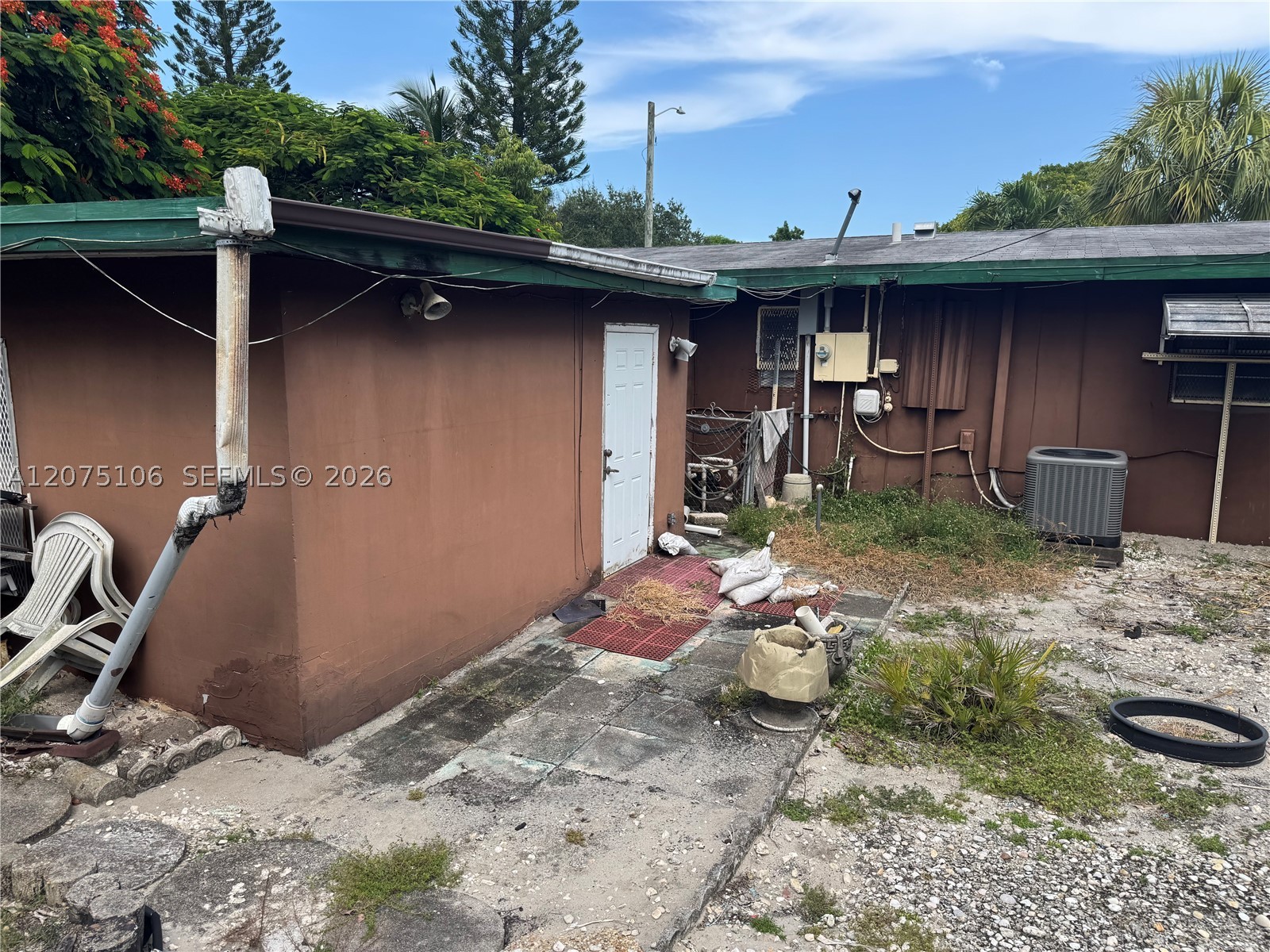main property photo 20