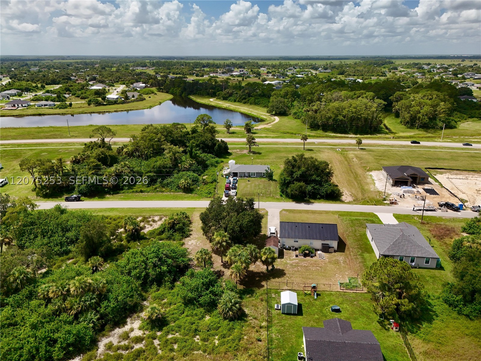 main property photo 22