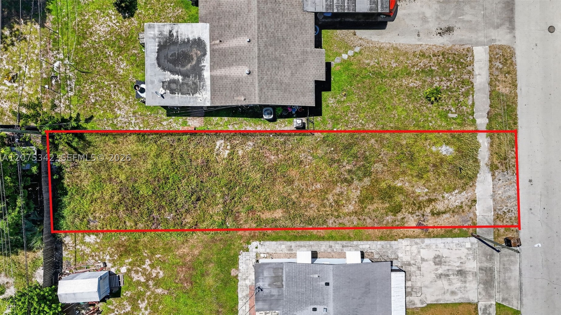 main property photo 8