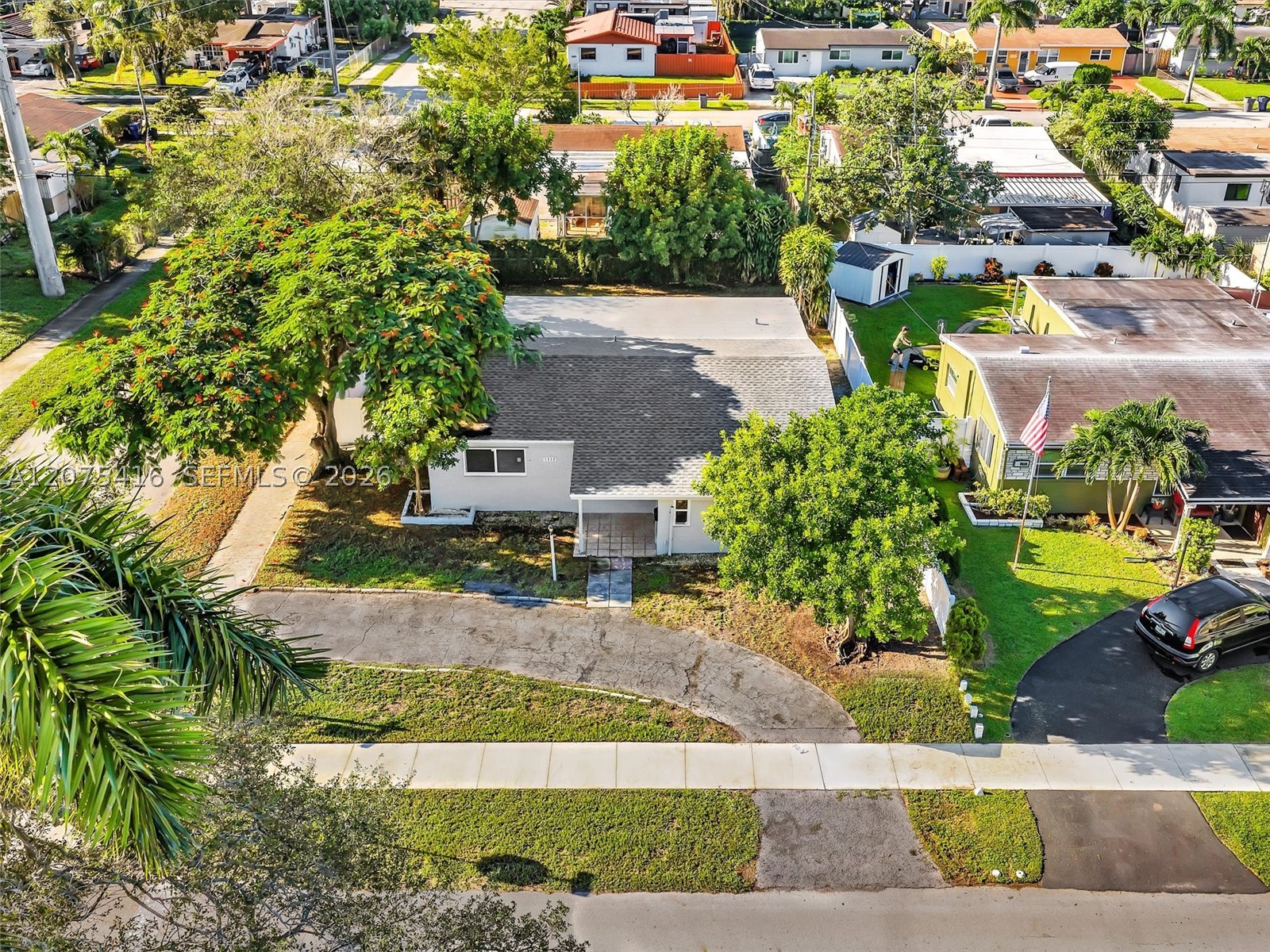 main property photo 34