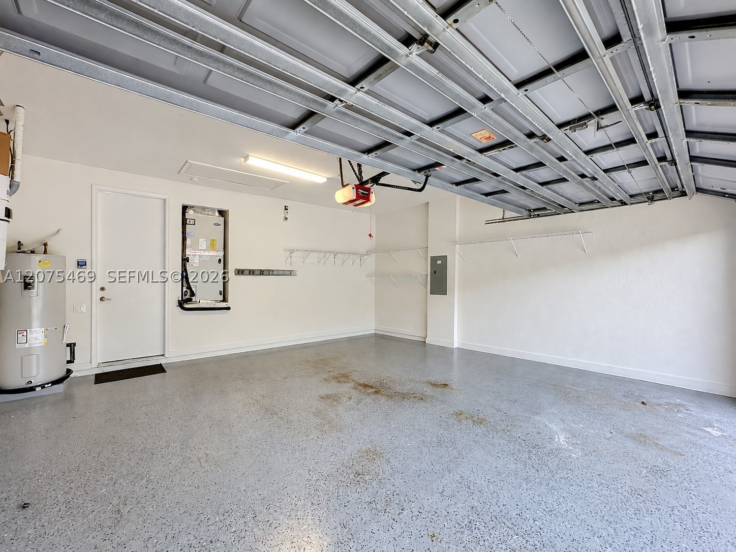 main property photo 49