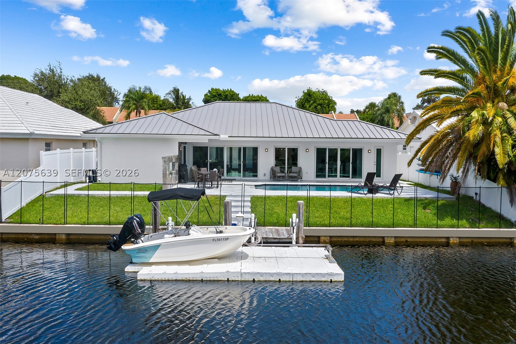 main property photo 33