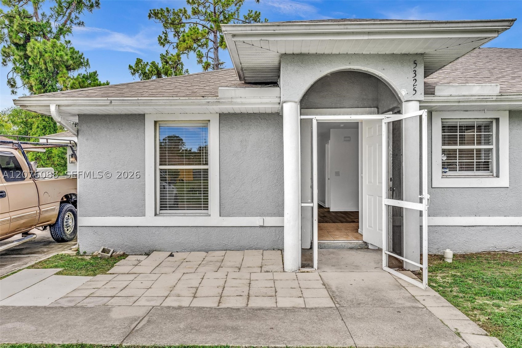 main property photo 2