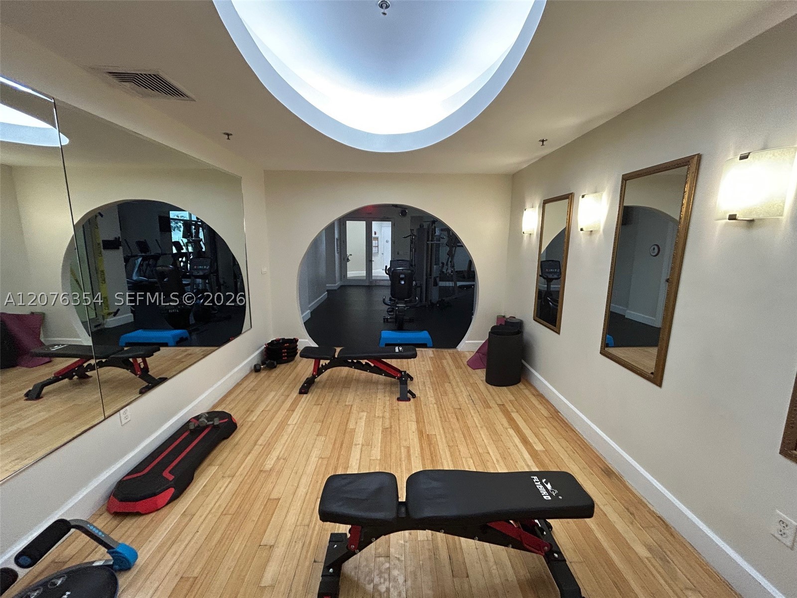 main property photo 50
