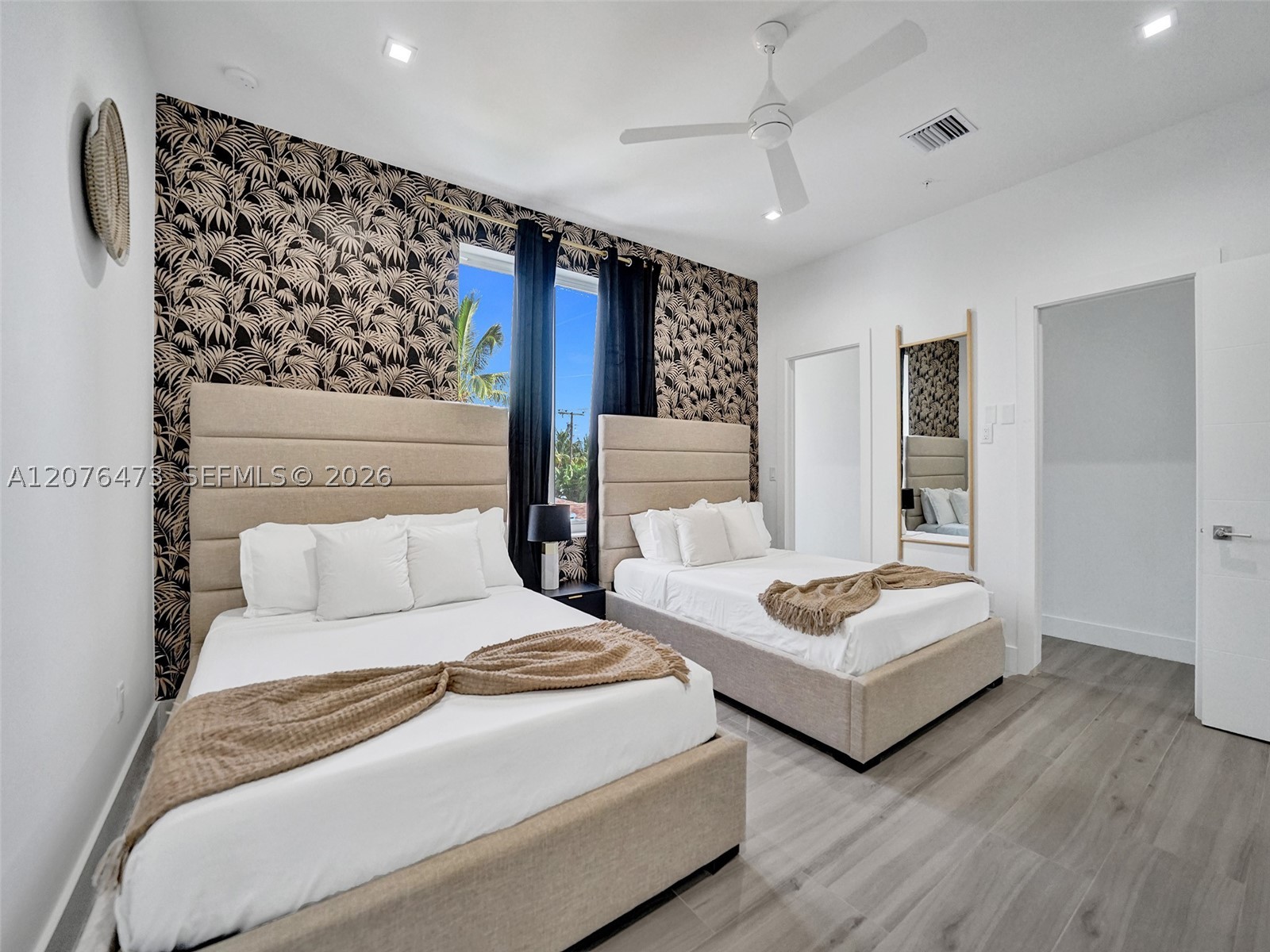 main property photo 76