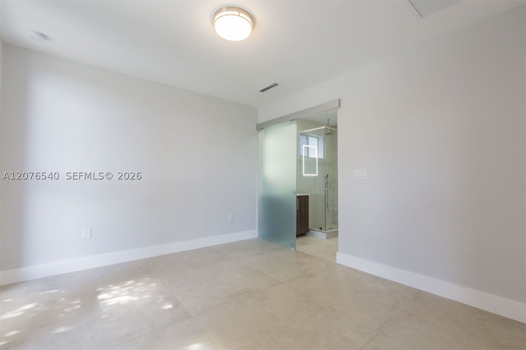 main property photo 61
