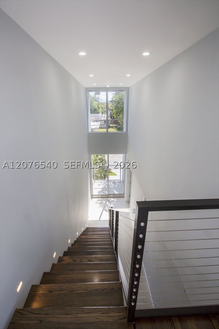 main property photo 66