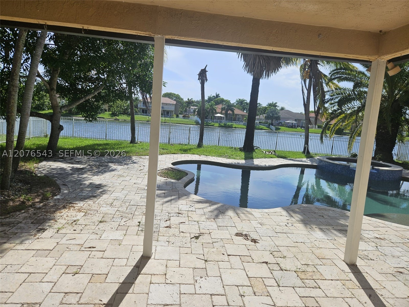 main property photo 26