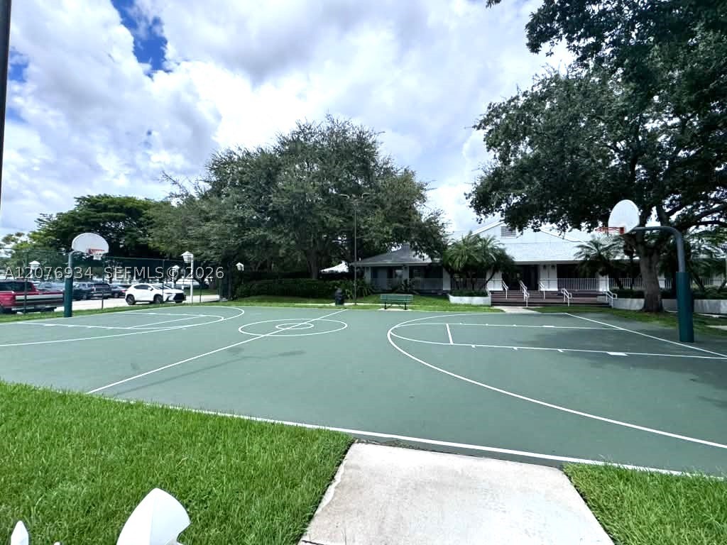 main property photo 46