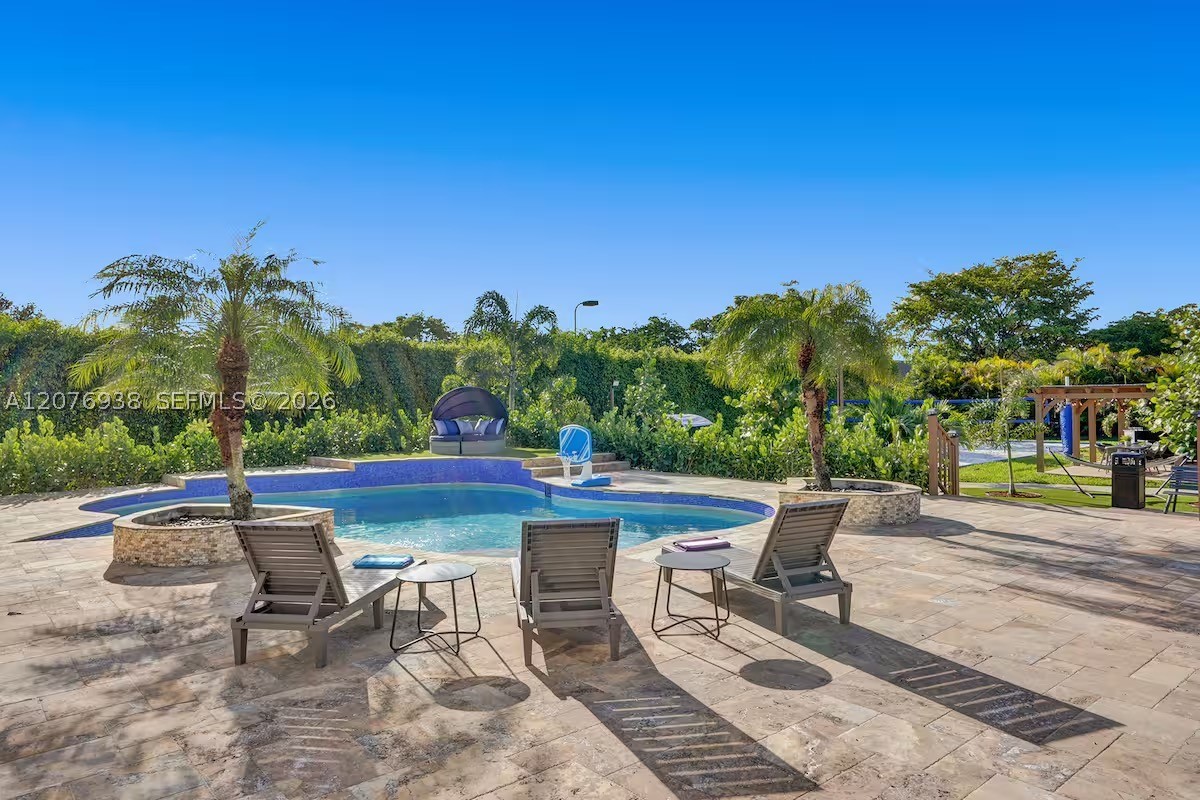 main property photo 53