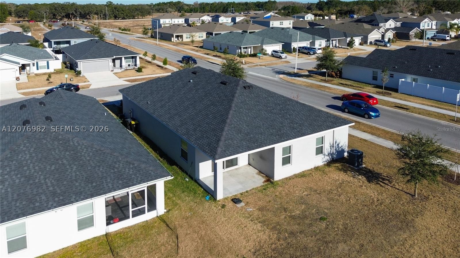 main property photo 23