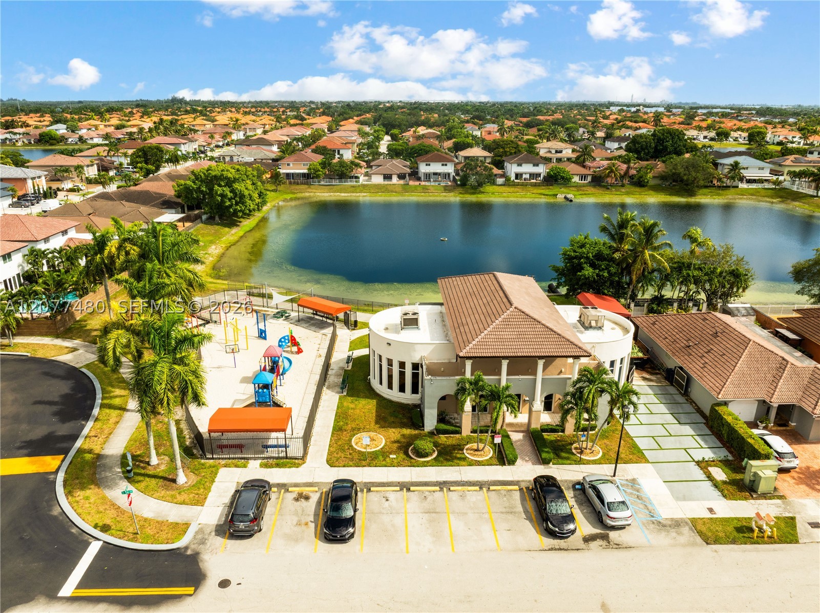 main property photo 32