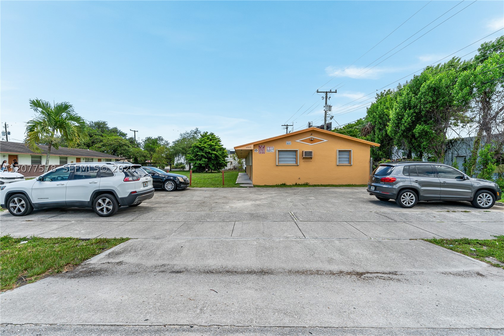 main property photo 1