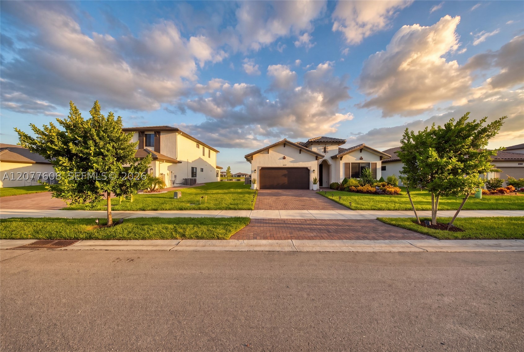 main property photo 50