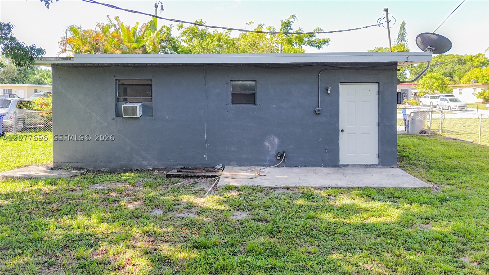 main property photo 20