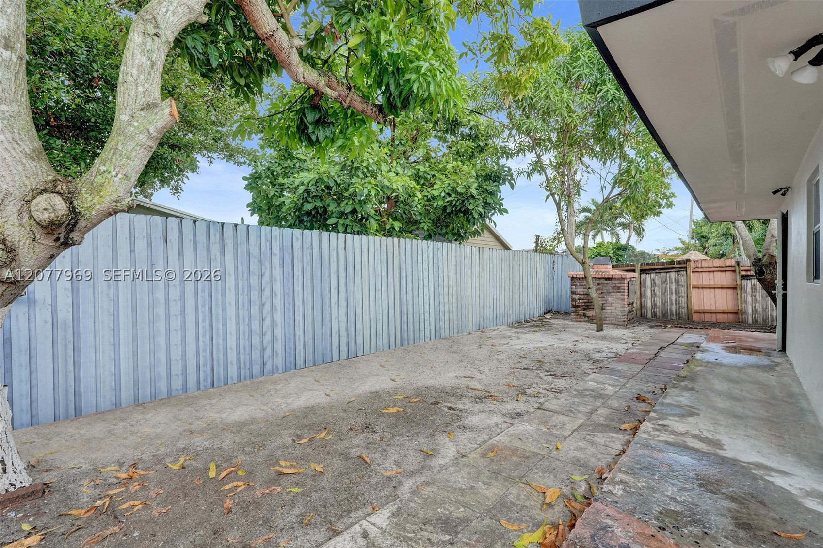 main property photo 51